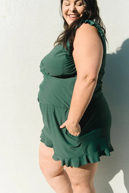 Agnieszka – Kostium kąpielowy z falbanami i wsparciem biustu